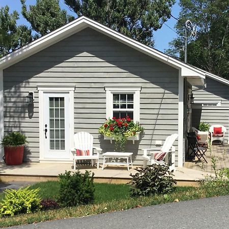 Mahone Bay Hide-Away Exterior foto